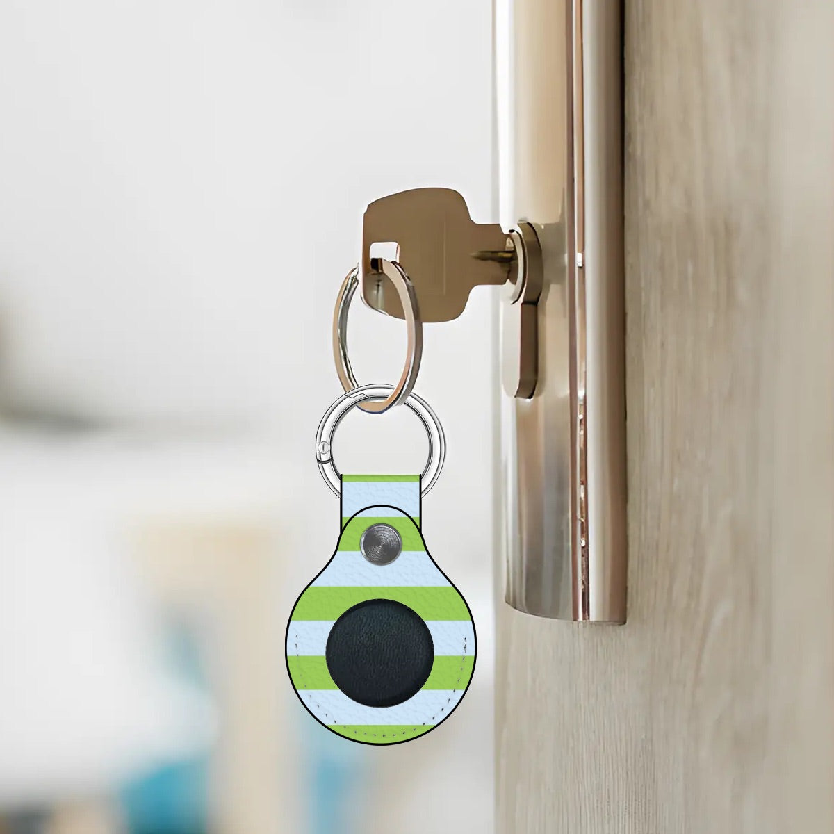 Under The Shade Airtag Holder